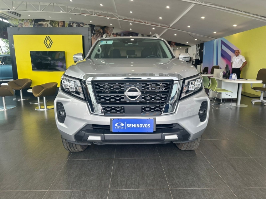nissan frontier 2.3 16v turbo diesel platinum cd 4x4 automatico 4p 20251