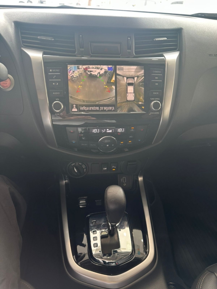 nissan frontier 2.3 16v turbo diesel platinum cd 4x4 automatico 4p 202515