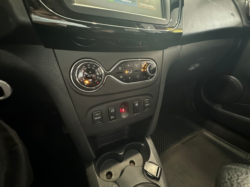 renault sandero 1.6 16v sce flex stepway dynamique manual 4p 202016