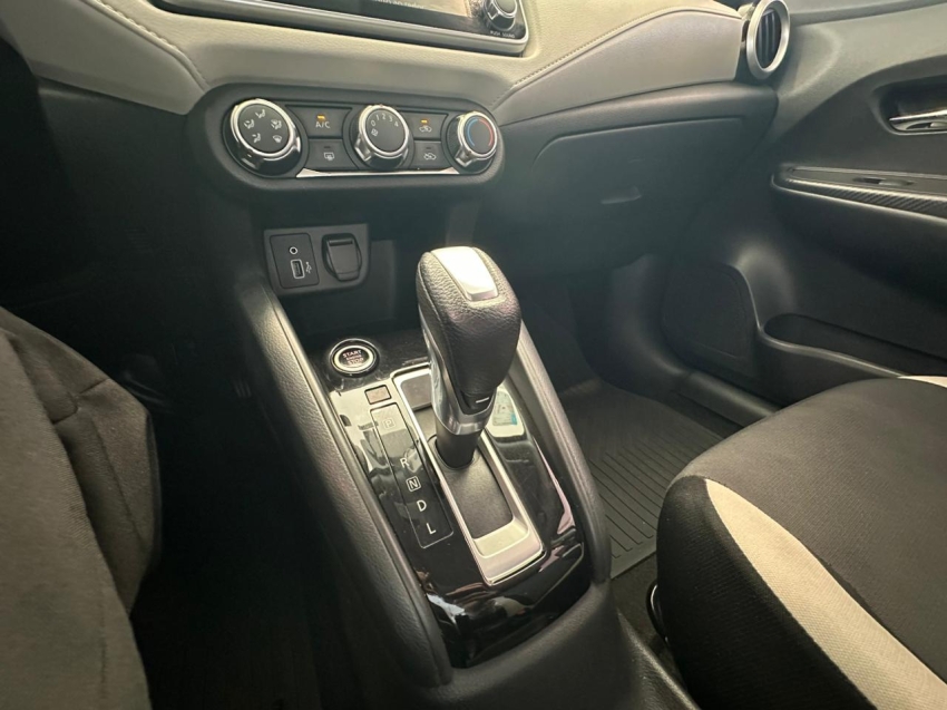 nissan versa 1.6 16v flex advance xtronic 4p automatico 202217
