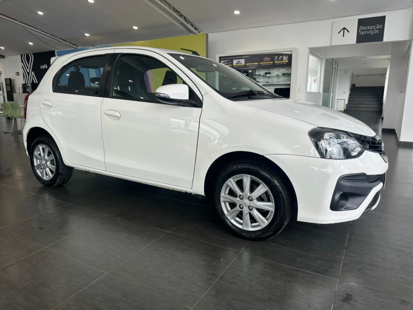 toyota etios 1.5 x plus 16v flex 4p manual 2019