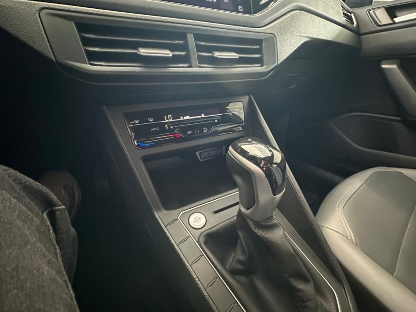 volkswagen nivus 1.0 200 tsi total flex highline automatico 4p 202416