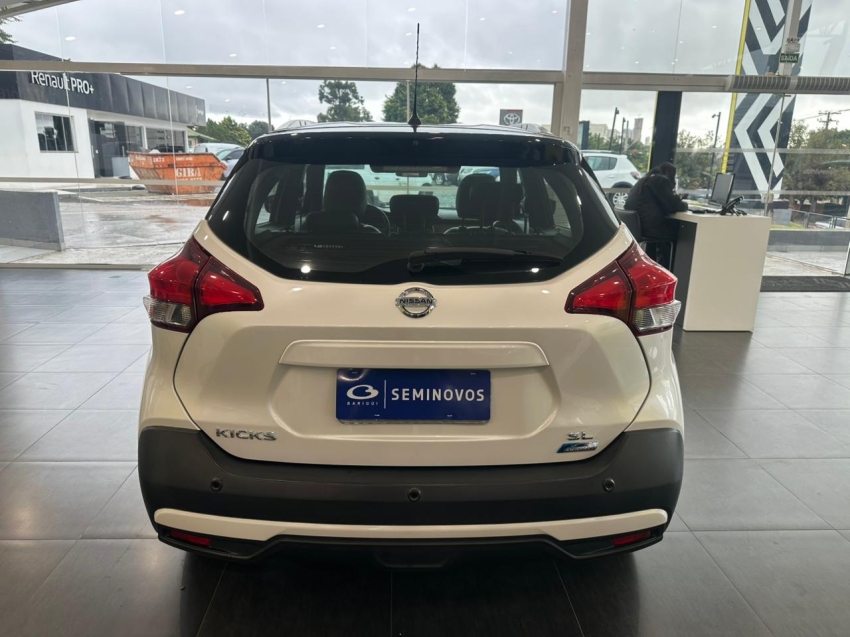 nissan kicks 1.6 16v flexstart sl 4p xtronic flex automatico 20185