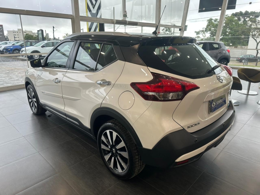 nissan kicks 1.6 16v flexstart sl 4p xtronic flex automatico 20184