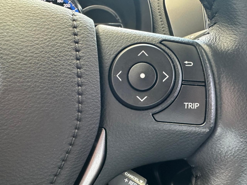toyota yaris 1.5 16v flex sedan xs connect multidrive 4p automatico 202320