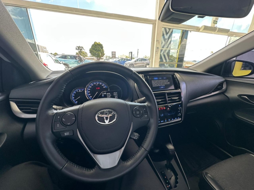 toyota yaris 1.5 16v flex sedan xs connect multidrive 4p automatico 202312