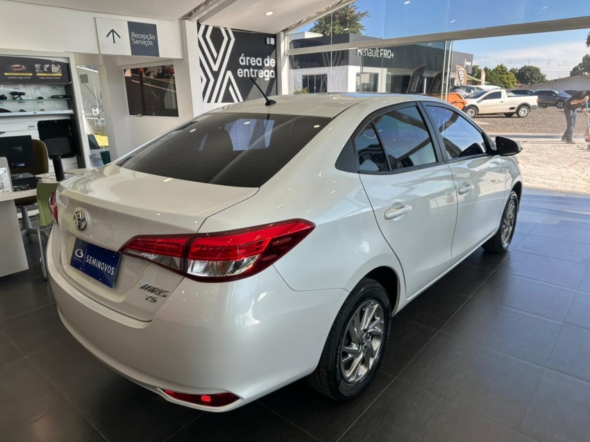 toyota yaris 1.5 16v flex sedan xs connect multidrive 4p automatico 20236