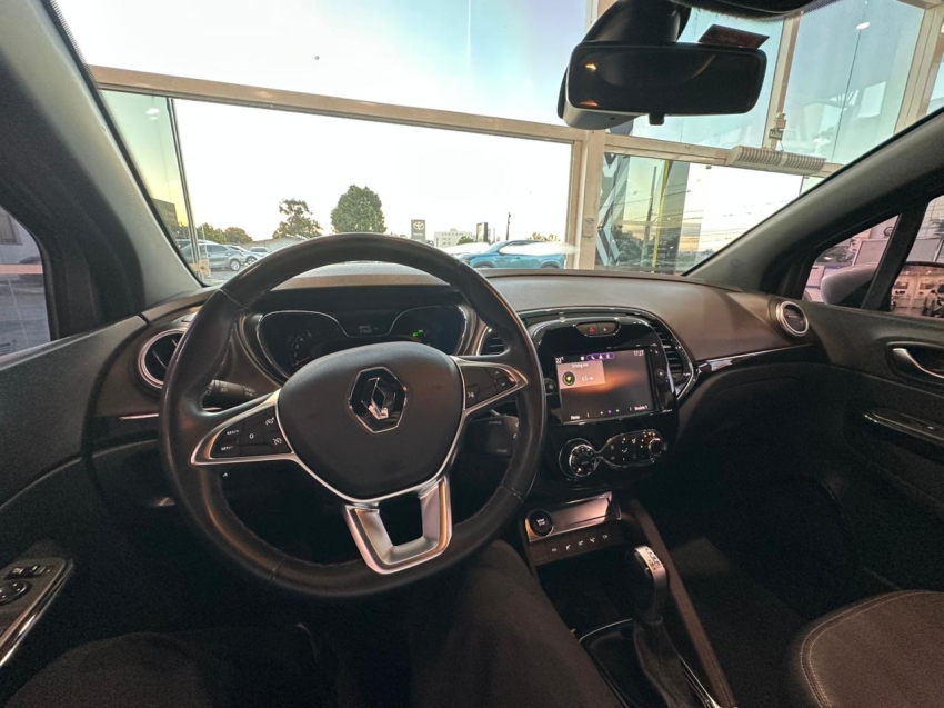 renault captur 1.3 tce flex iconic x-tronic 4p automatico 202212