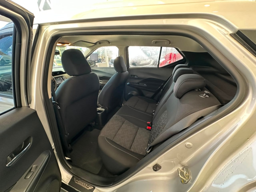 nissan kicks 1.6 16v flexstart sense xtronic flex 4p automatico 20248