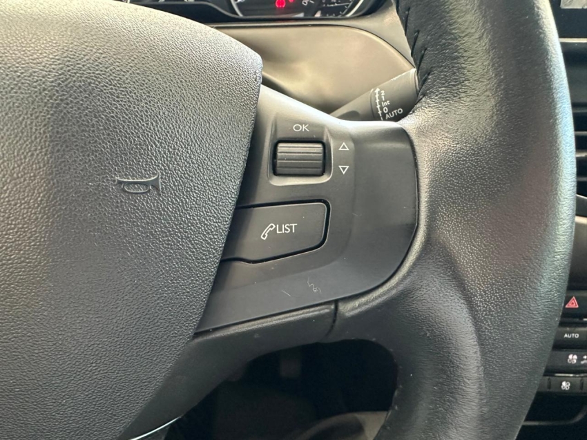 peugeot 2008 1.6 16v flex griffe 4p automatico 202018