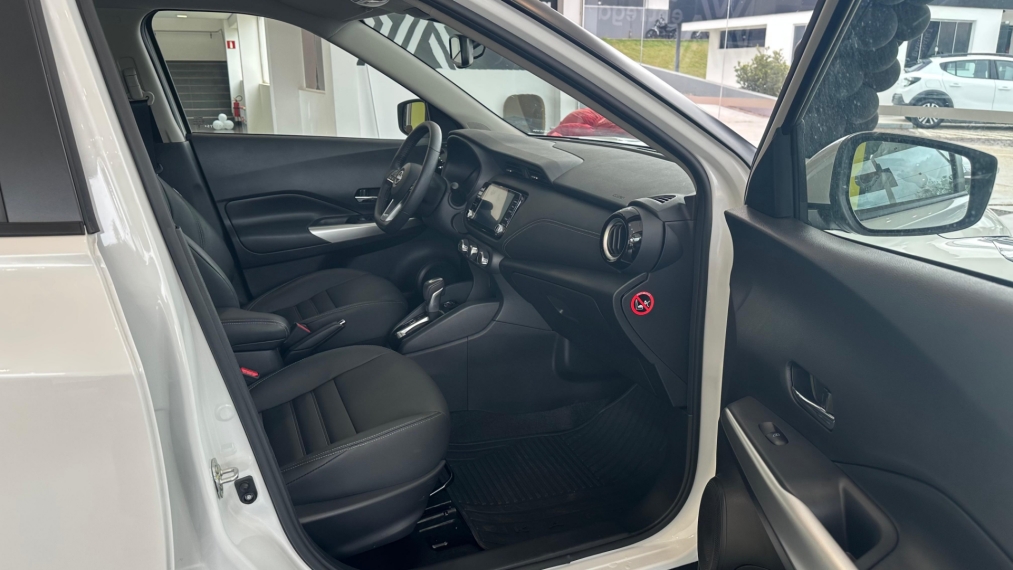 nissan kicks play 1.6 16v flexstart advance plus xtronic flex 4p automatico 20257