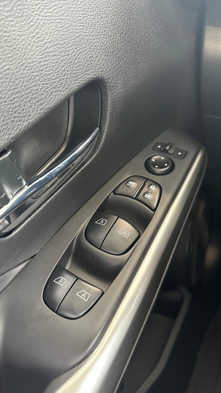 nissan kicks play 1.6 16v flexstart advance plus xtronic flex 4p automatico 202513