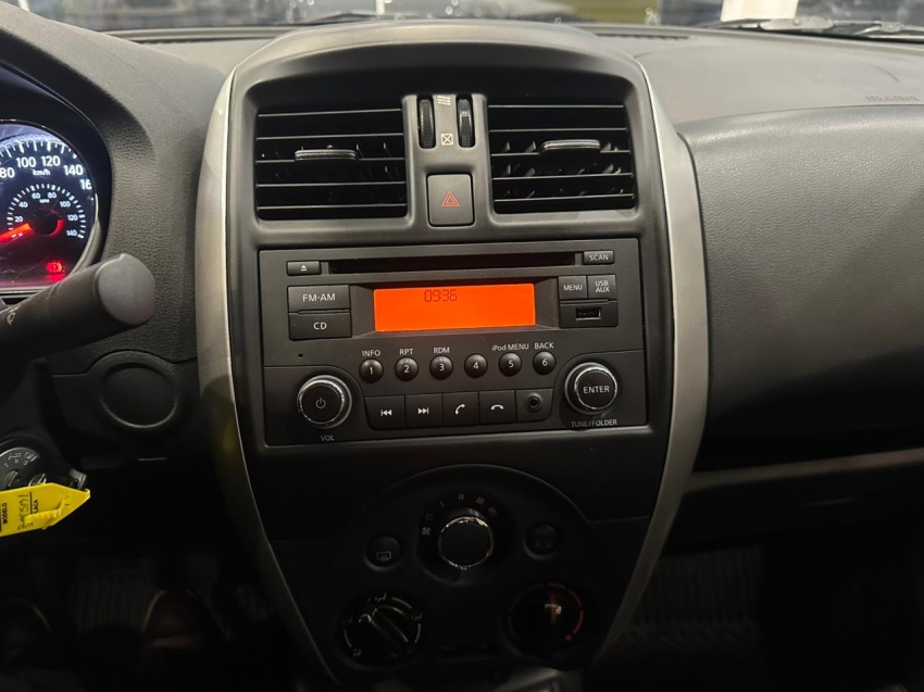 nissan versa 1.6 16v flex sv 4p xtronic automatico 201715