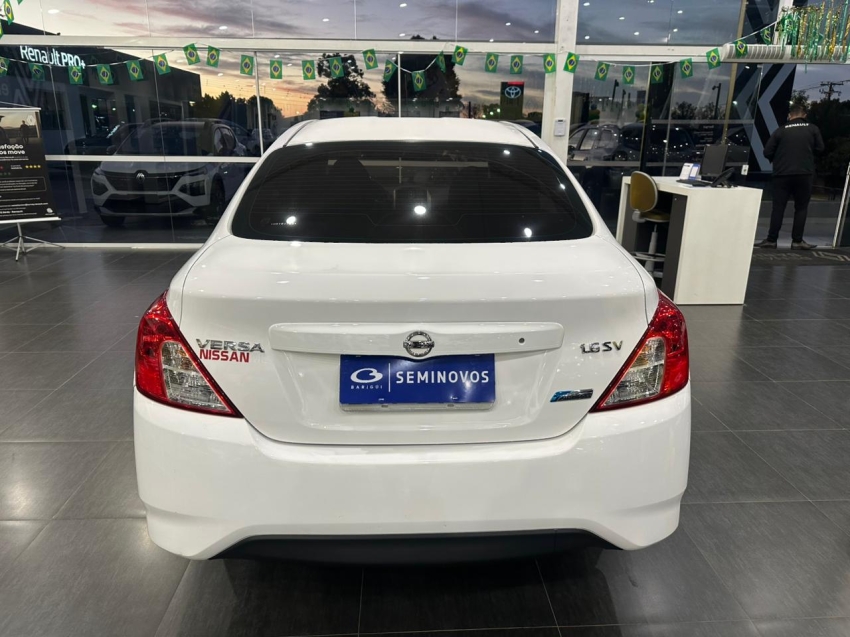 nissan versa 1.6 16v flex sv 4p xtronic automatico 20175