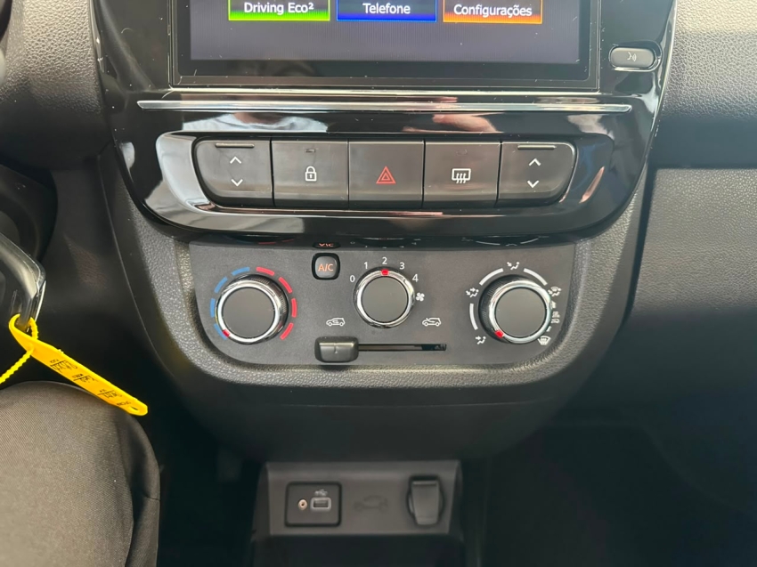 renault kwid 1.0 12v sce flex intense manual 4p 202415