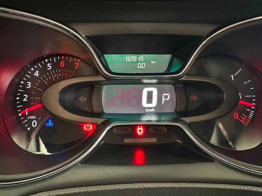 renault captur 1.3 tce flex intense x-tronic 4p automatico 202210