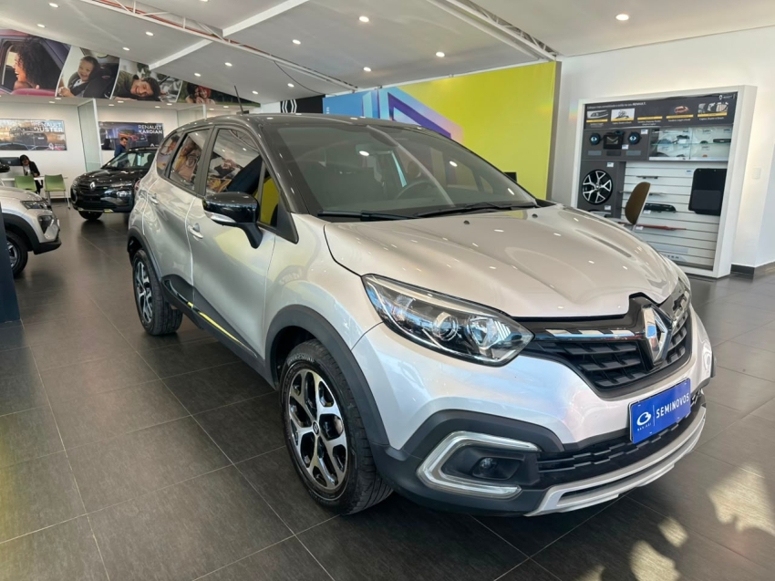 renault captur 1.3 tce flex intense x-tronic 4p automatico 20220