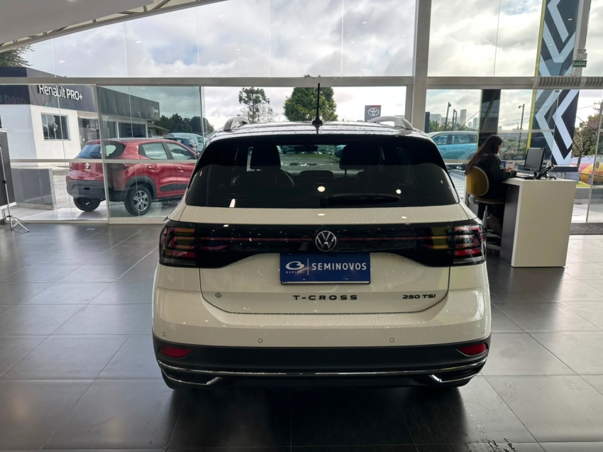 volkswagen t-cross 1.4 250 tsi total flex highline automatico 4p 20245