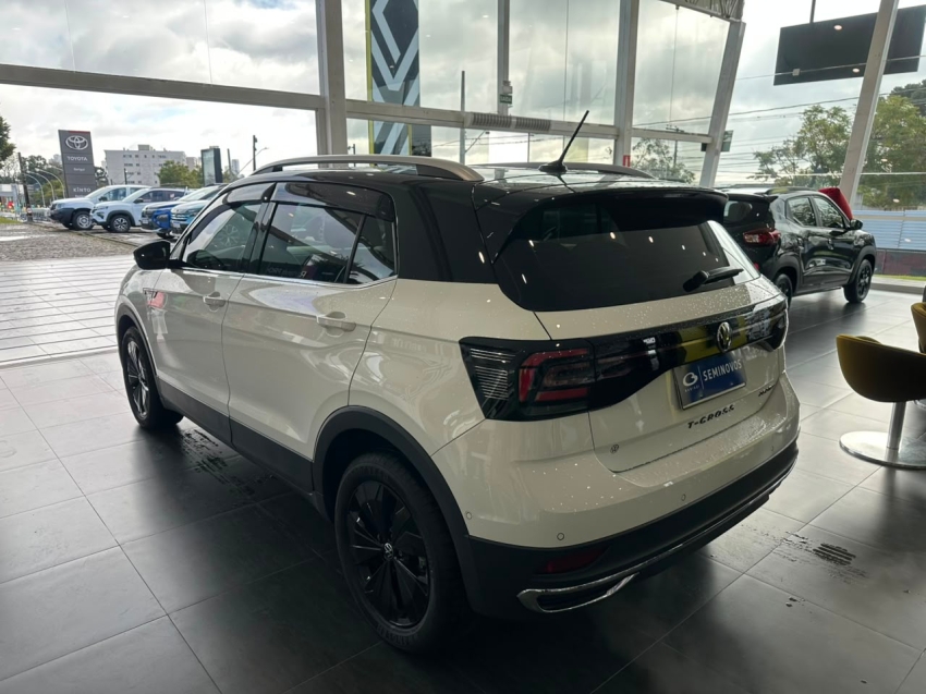 volkswagen t-cross 1.4 250 tsi total flex highline automatico 4p 20244