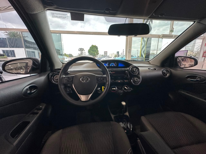 toyota etios 1.5 xs 16v flex 4p automatico 201811