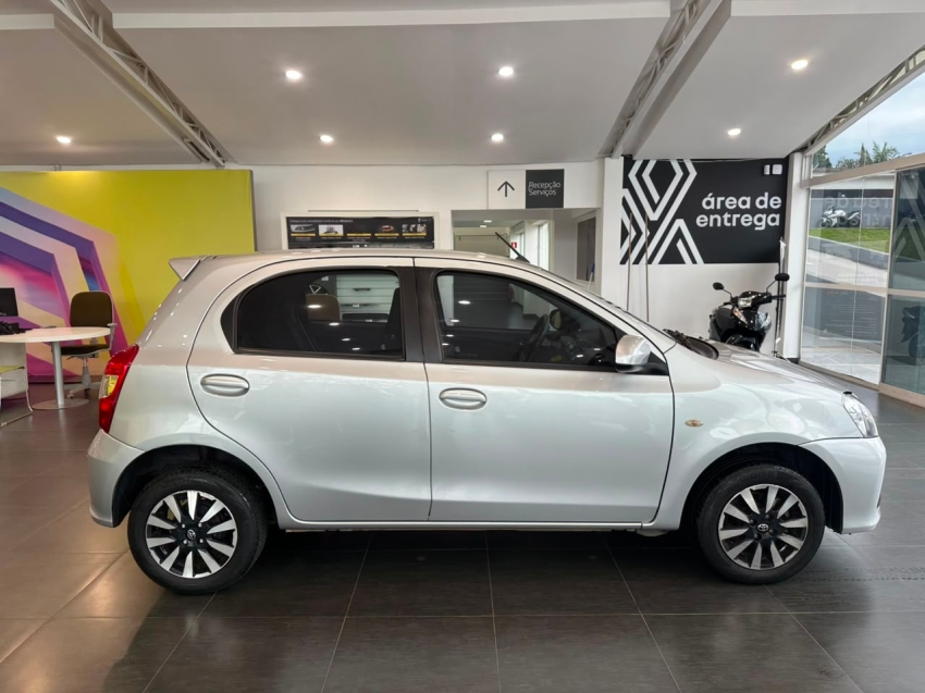 toyota etios 1.5 xs 16v flex 4p automatico 20187