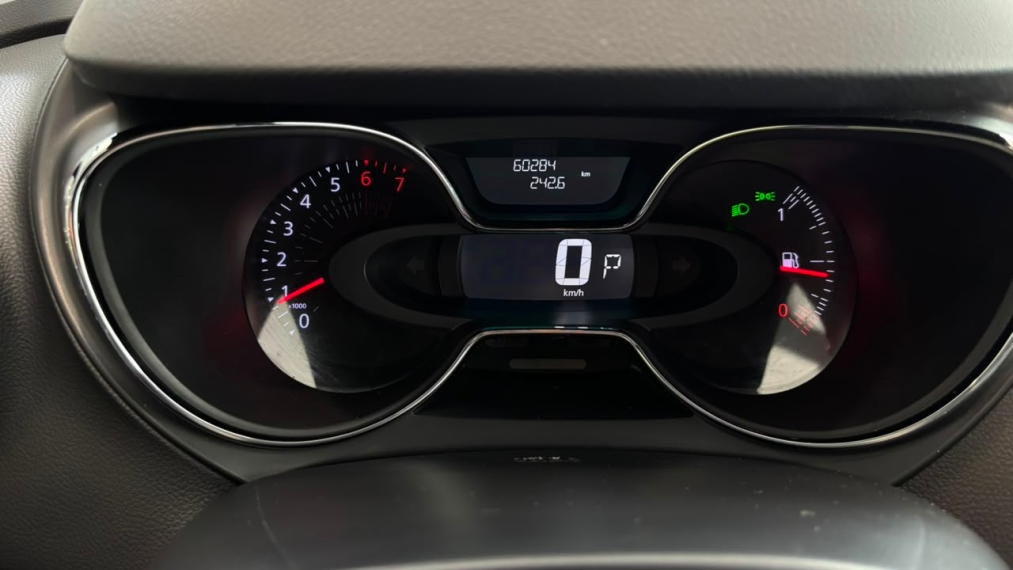 renault captur 1.6 16v sce flex intense x-tronic 4p automatico 201912