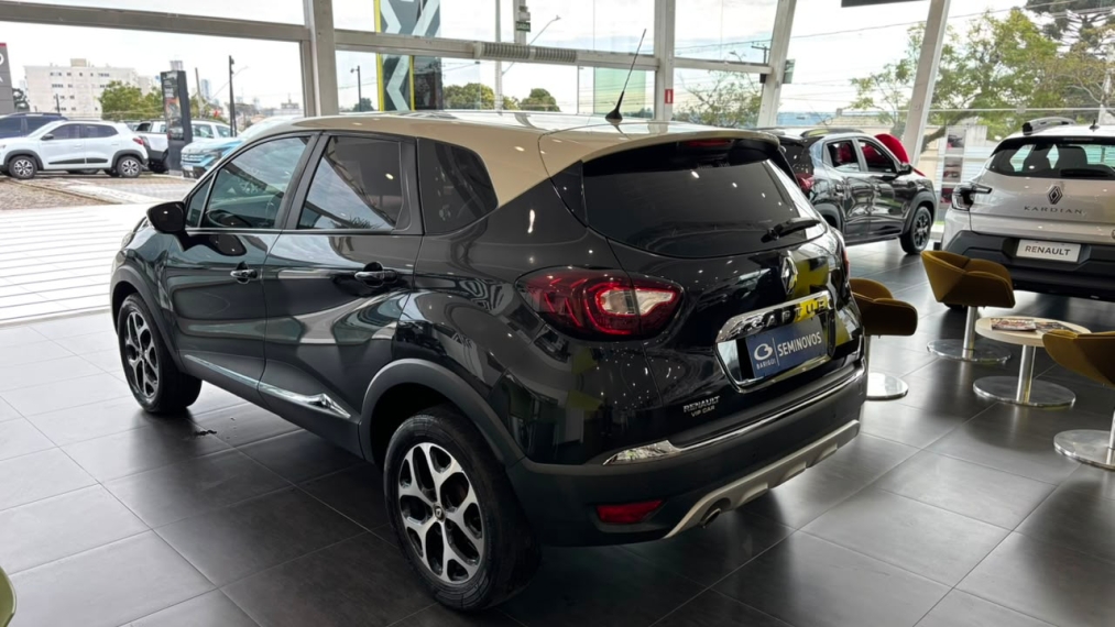 renault captur 1.6 16v sce flex intense x-tronic 4p automatico 20194