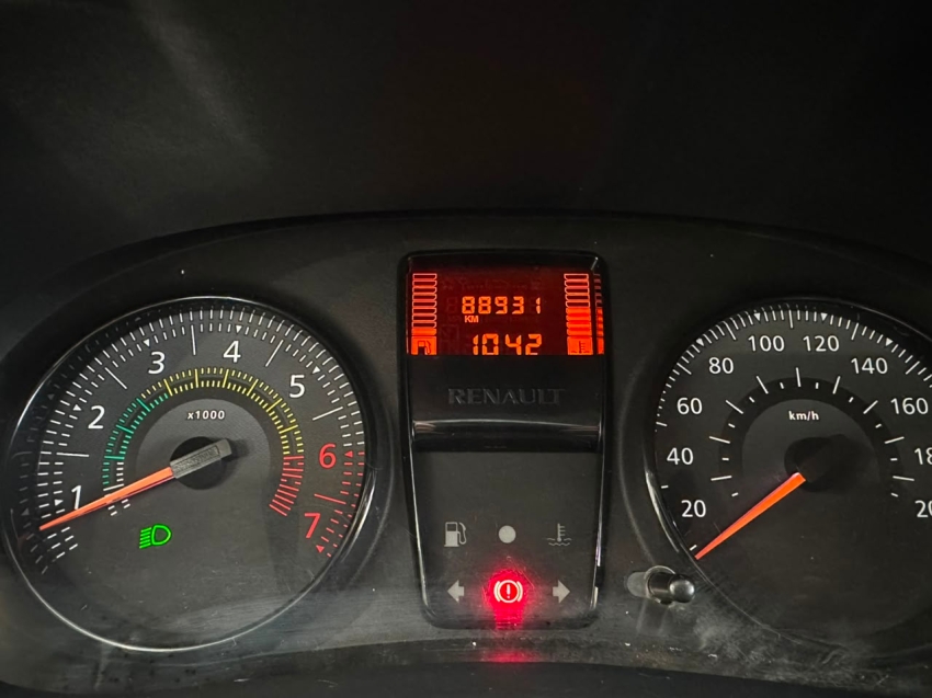 renault clio 1.0 authentique 16v flex 2p manual 4p 201411