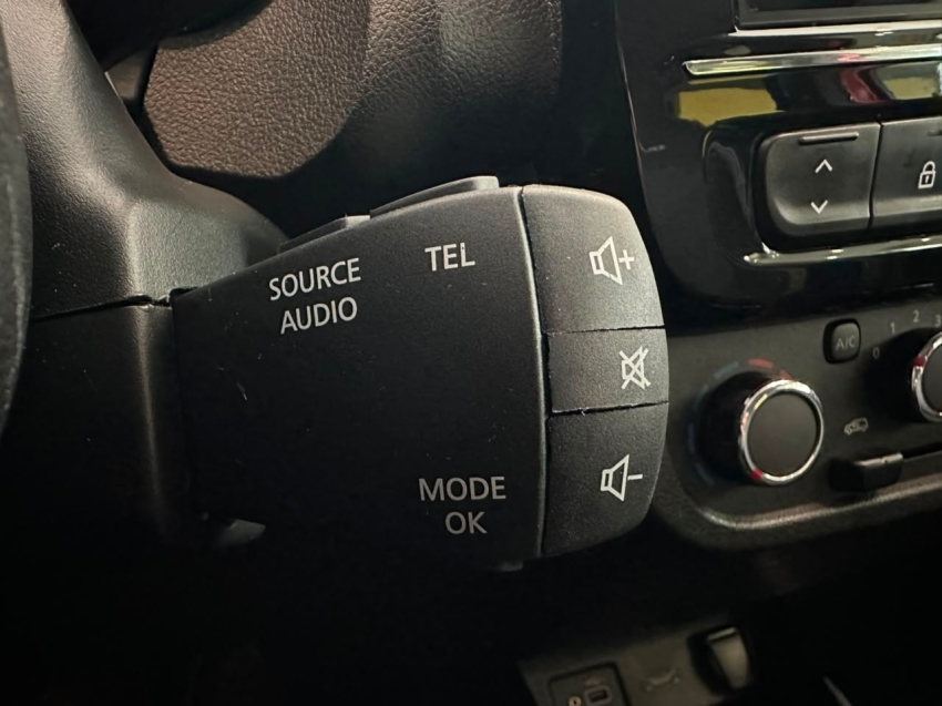 renault kwid 1.0 12v sce flex outsider manual 4p 202515