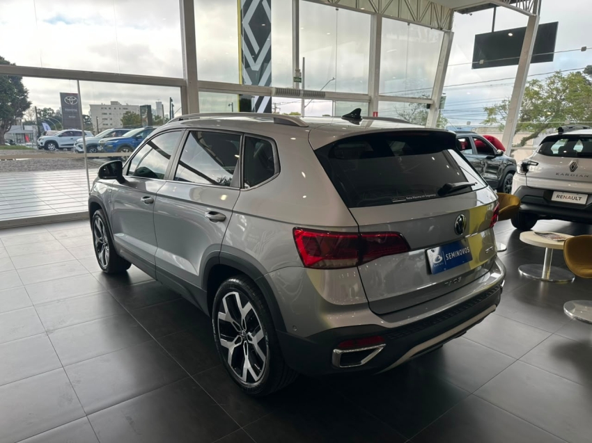 volkswagen taos 1.4 250 tsi total flex highline automatico 4p 20244