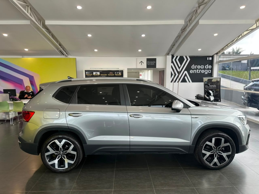 volkswagen taos 1.4 250 tsi total flex highline automatico 4p 20247