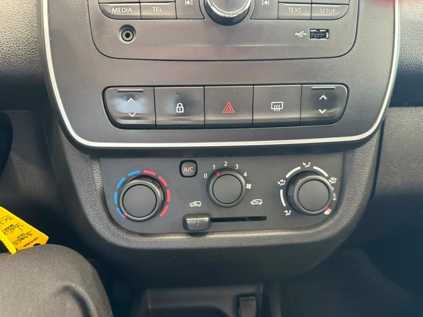 renault kwid 1.0 12v sce flex zen manual 4p 201914