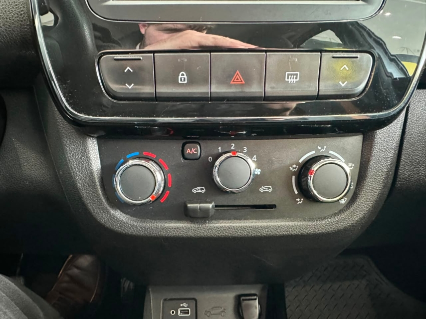 renault kwid 1.0 12v sce flex outsider manual 4p 202115