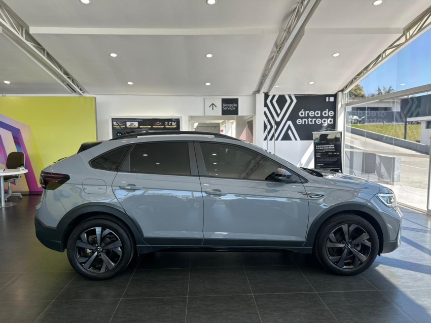 volkswagen nivus 1.0 200 tsi total flex highline automatico 4p 20237