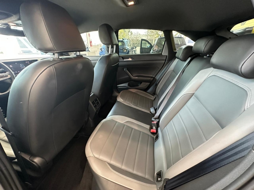 volkswagen nivus 1.0 200 tsi total flex highline automatico 4p 20238