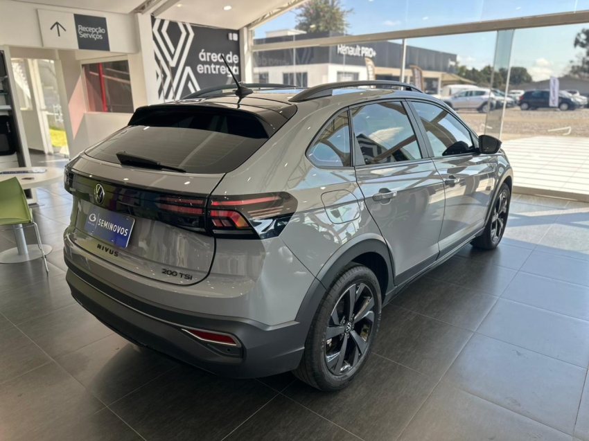 volkswagen nivus 1.0 200 tsi total flex highline automatico 4p 20236