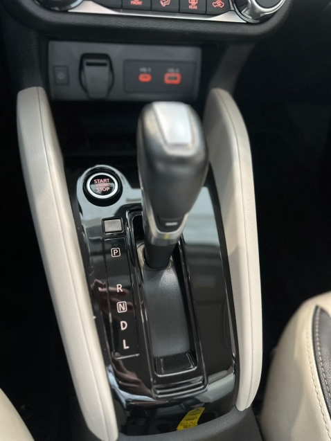 nissan versa 1.6 16v flex exclusive xtronic 4p automatico 202416