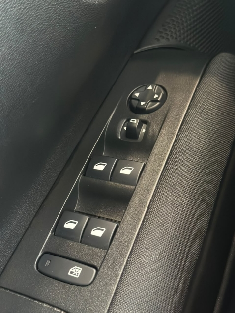 citroen c4 cactus 1.6 vti 120 flex feel business eat6 4p automatico 202219