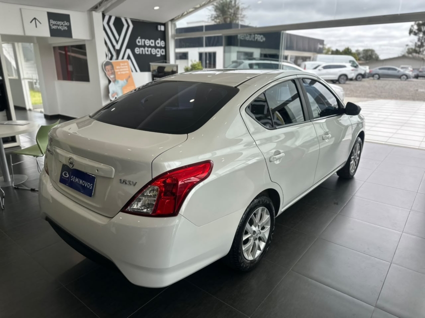 nissan versa 1.6 16v flexstart sv 4p xtronic flex automatico 20196