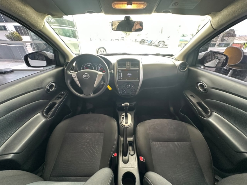 nissan versa 1.6 16v flexstart sv 4p xtronic flex automatico 201910