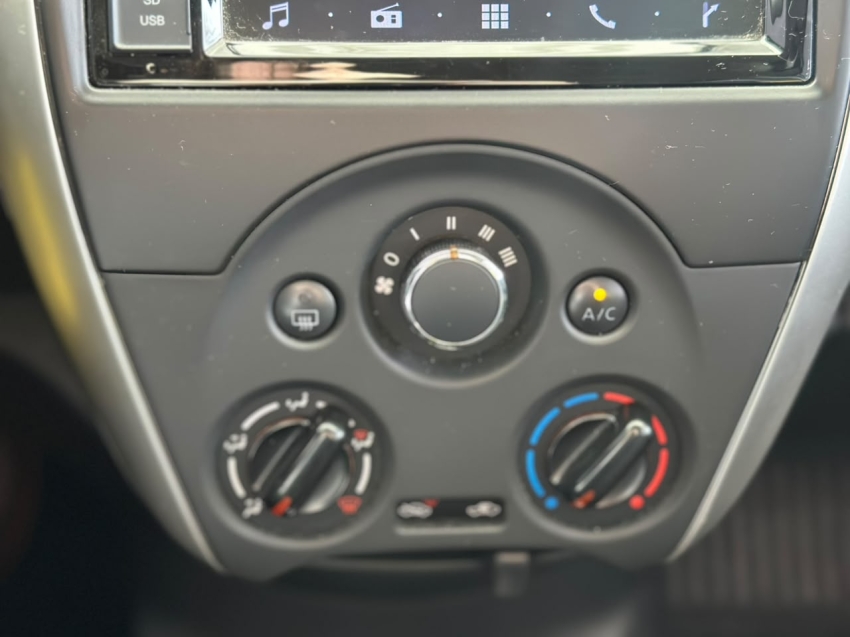 nissan versa 1.6 16v flexstart sv 4p xtronic flex automatico 201916