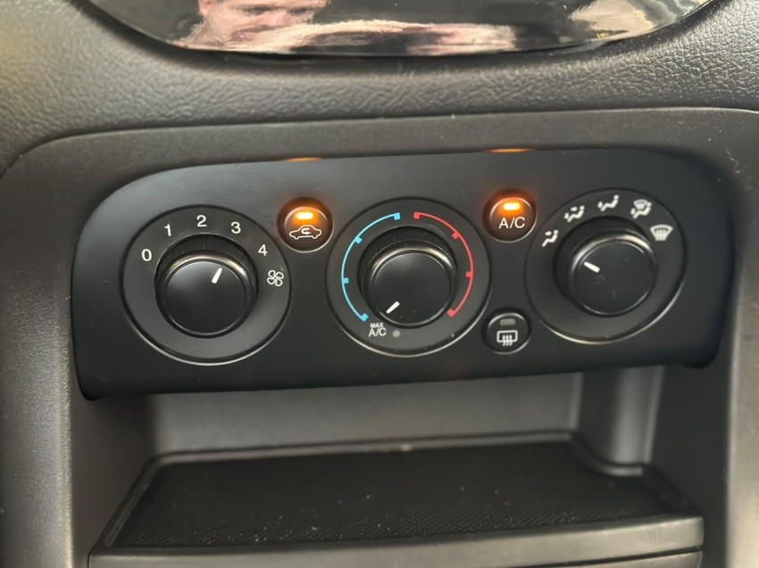 ford ka + 1.0 ti-vct flex se manual 4p 201815