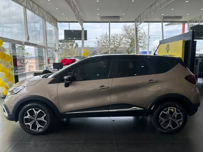 renault captur 1.3 tce flex iconic x-tronic 4p automatico 20223