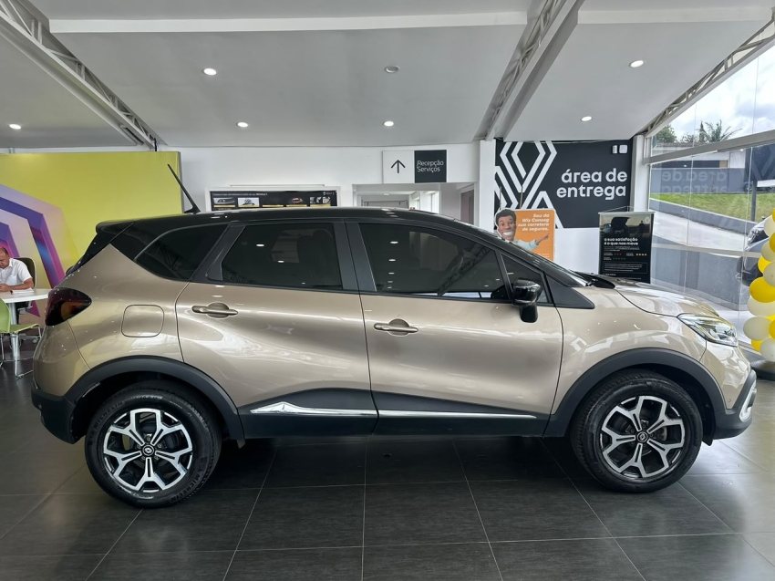 renault captur 1.3 tce flex iconic x-tronic 4p automatico 20227