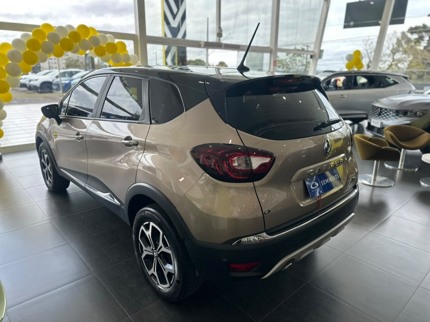 renault captur 1.3 tce flex iconic x-tronic 4p automatico 20224
