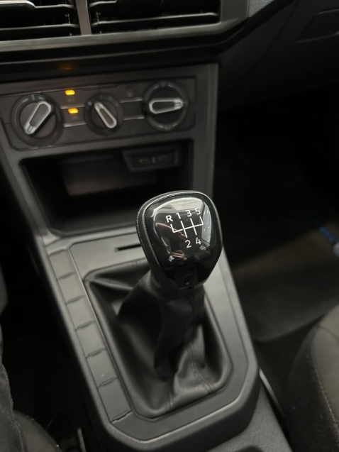 volkswagen polo 1.0 mpi track manual flex 4p automatico 202517