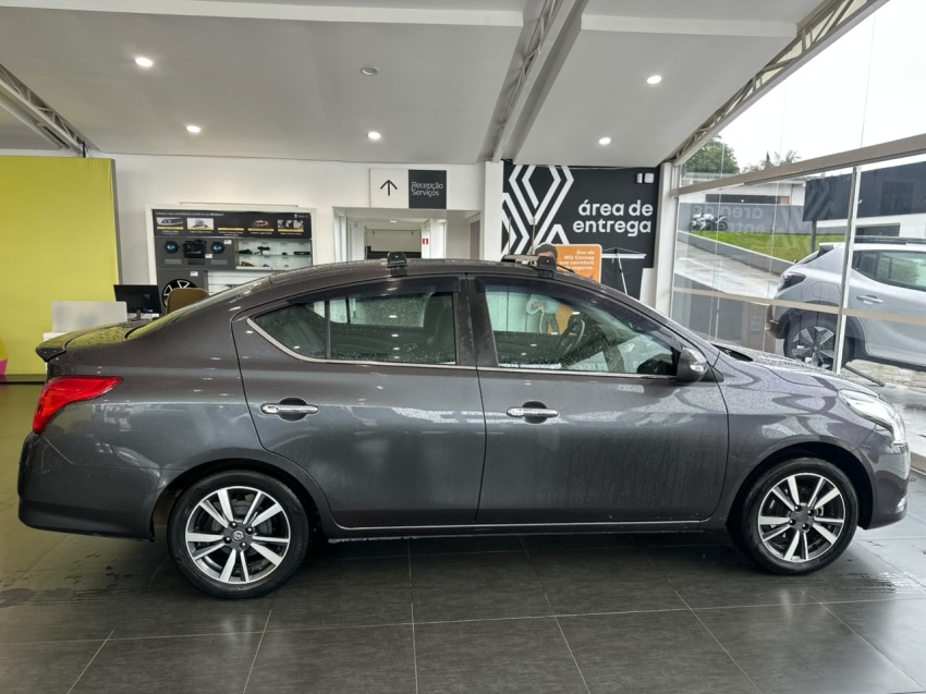 nissan versa 1.6 16v flexstart sl 4p xtronic flex automatico 20207
