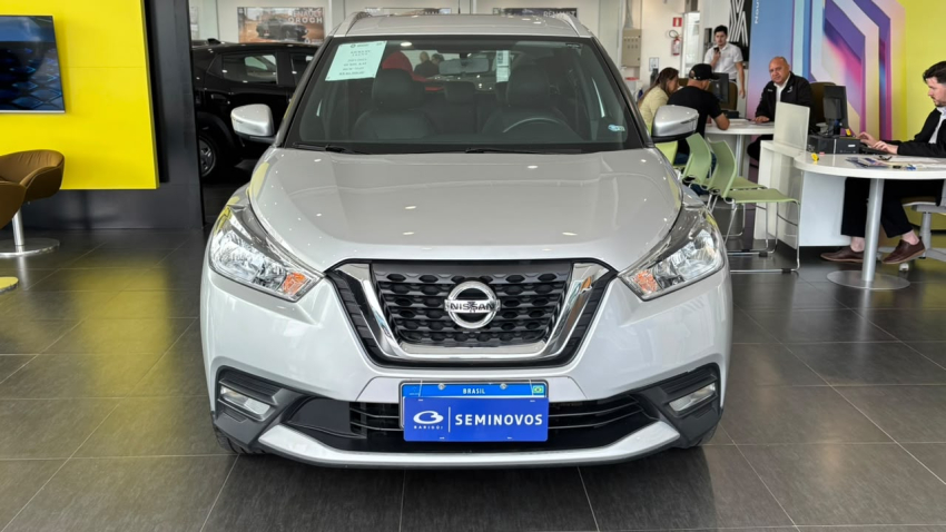 nissan kicks 1.6 16v flexstart sv 4p xtronic flex automatico 20211