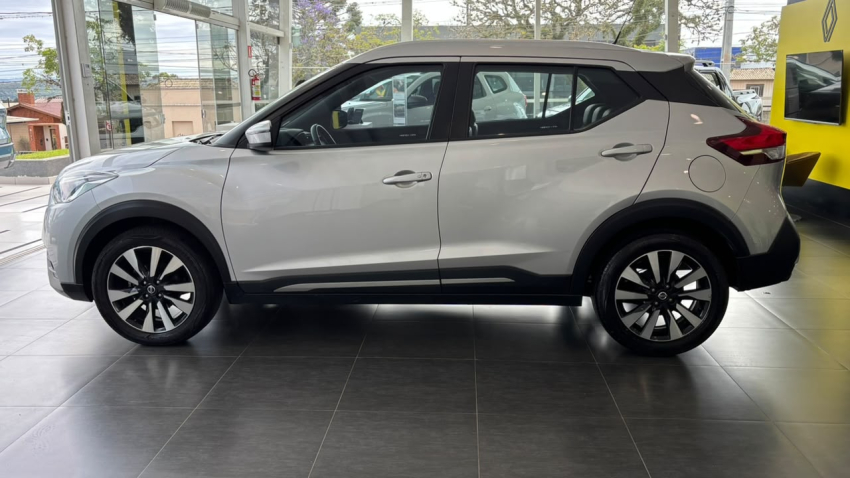 nissan kicks 1.6 16v flexstart sv 4p xtronic flex automatico 20213