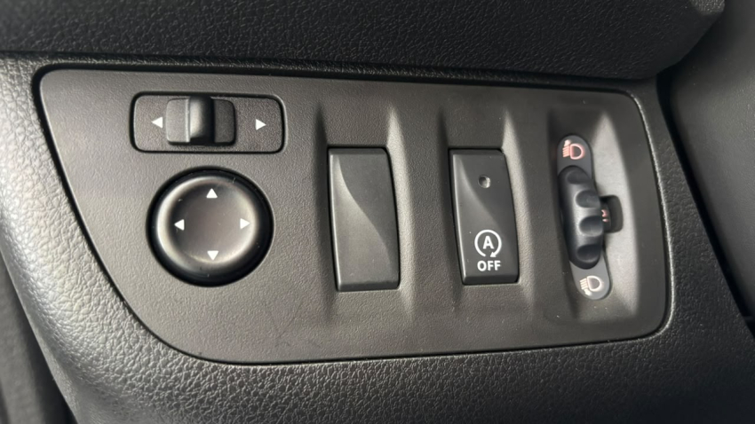 renault kwid 1.0 12v sce flex outsider manual 4p 202515